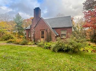 45 Hoppen Rd #2, New Hartford, CT 06057
