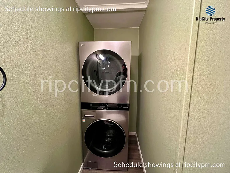 239 NE Lincoln St #2 — Photo 5