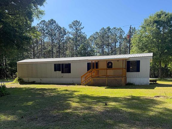 2nd image of 371 Buchanan Rd