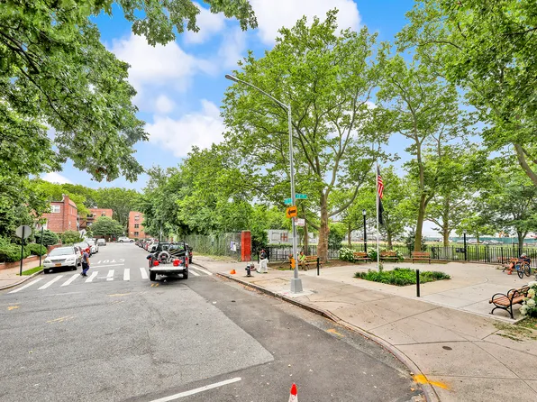 8867 Bay 16th Street image 17 of 17