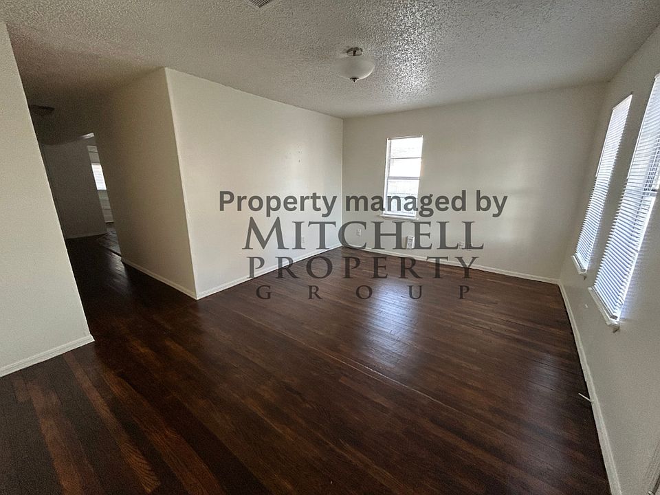 1st image of 3708 SE 13th Ave