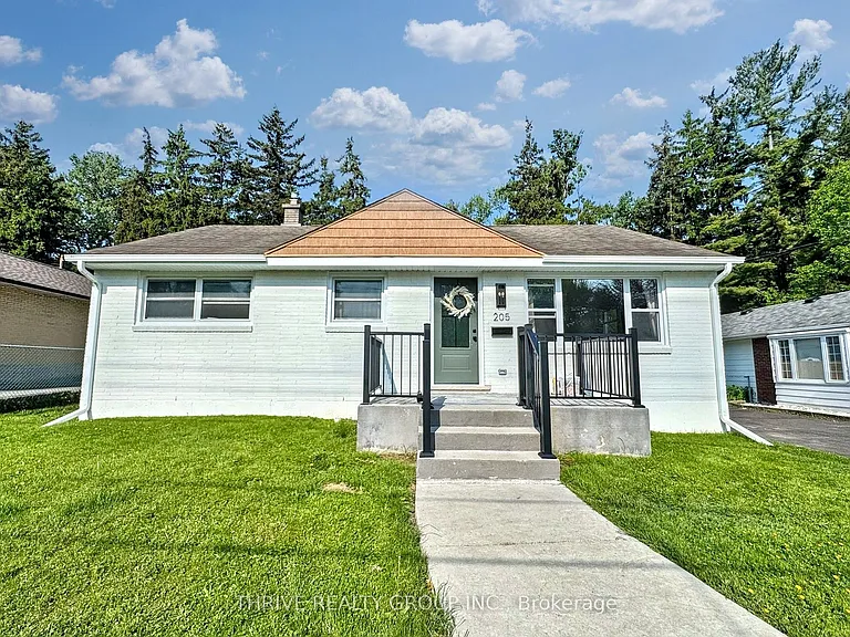 205 Trowbridge Ave #UPPER — Photo 2