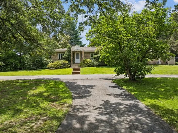 7 Clayton Ter, Saint Louis, MO 63131