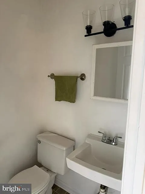 2 bed, 1.5 bath, 1120 sqft, $1,595 — Photo 3