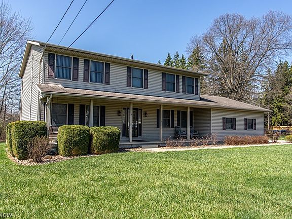 2nd image of 900 McArthur Dr