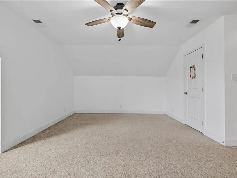 1264 Black Oak Cir — Photo 20