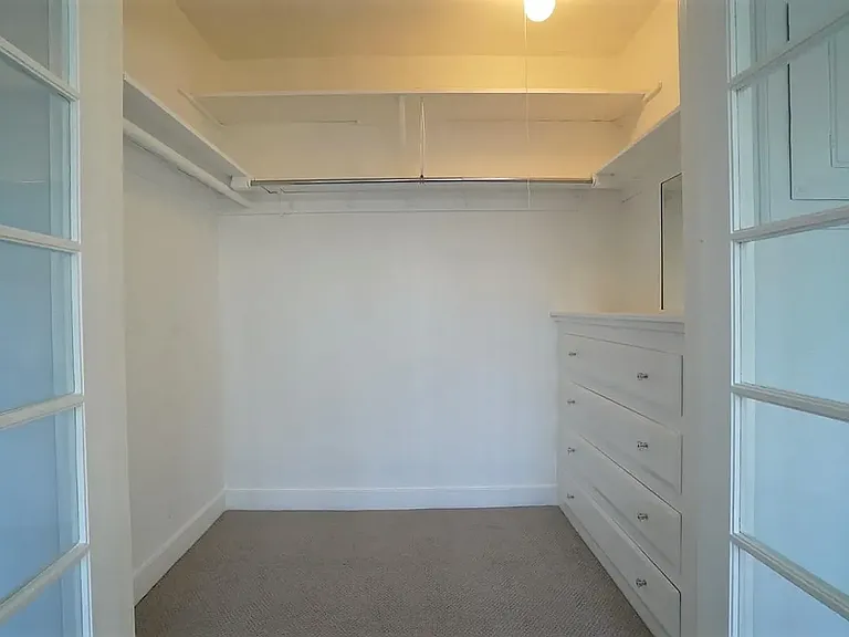 1305 Everett Ave — Photo 6