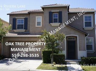 54 W Riviera Ln, Clovis, CA 93619