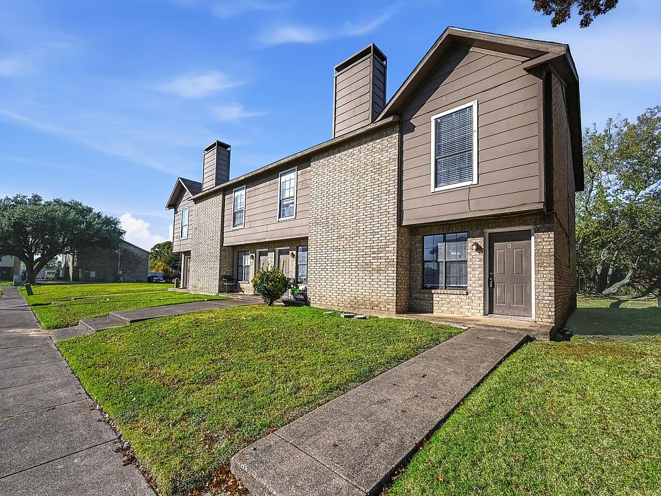 1st image of 2710 Wimbledon Ct APT D