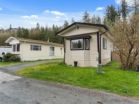 2nd image of 3942 Columbia Valley Rd #28