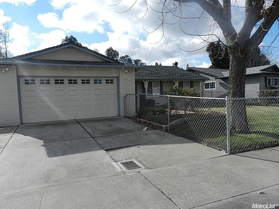 1st image of 208 Bernice Ave