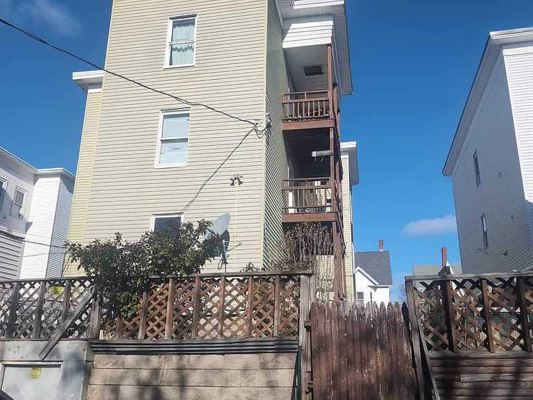 367 Spruce St #2 — Photo 22