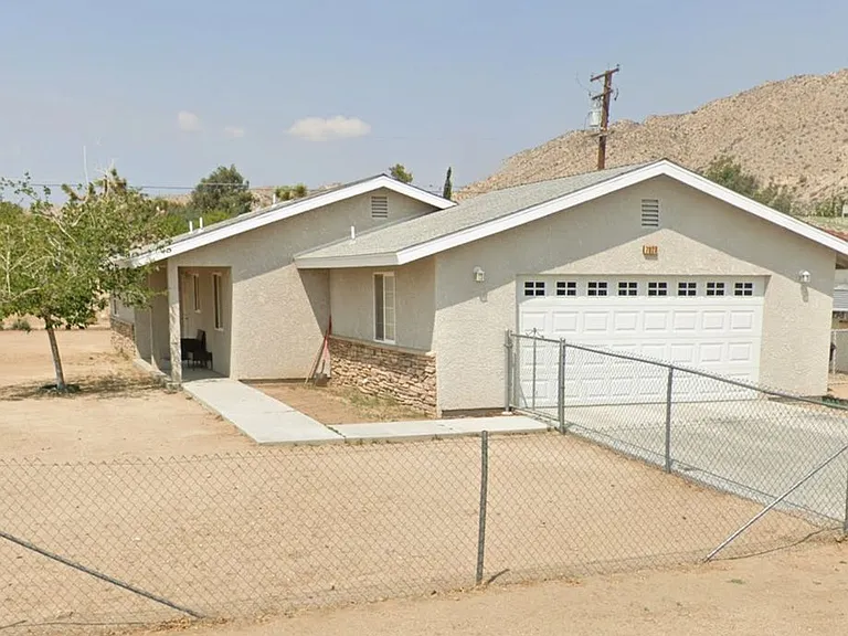 7028 Cholla Ave — Photo 1