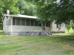 117 Pond St, Mineral Bluff, GA 30559