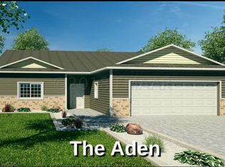 3613 30th St S, Moorhead, MN 56560