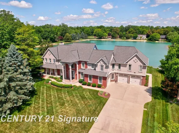 11372 Lake Circle Dr S, Saginaw, MI 48609