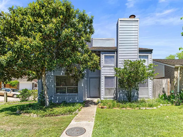 8712 Covent Garden St, Houston, TX 77031