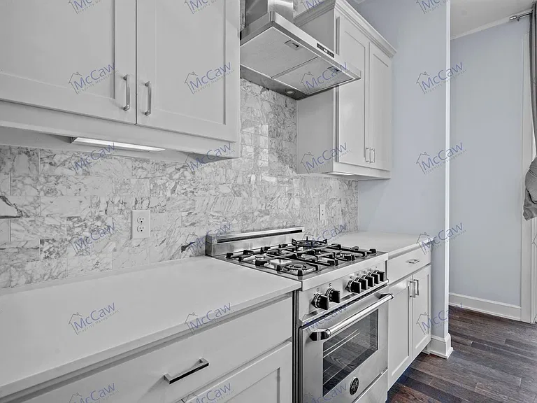 5202 Capitol Ave #1108 — Photo 8