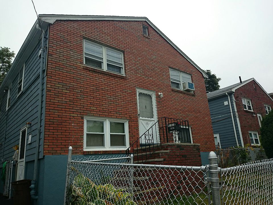 2nd image of 122 Ballou Ave