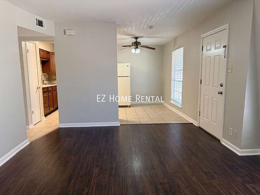 1st image of 2102 5th Ave N APT 12