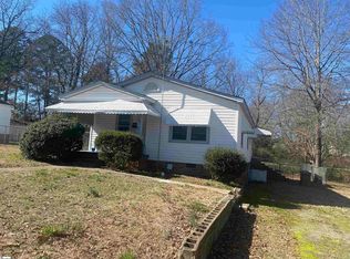 105 Shands St, Clinton, SC 29325