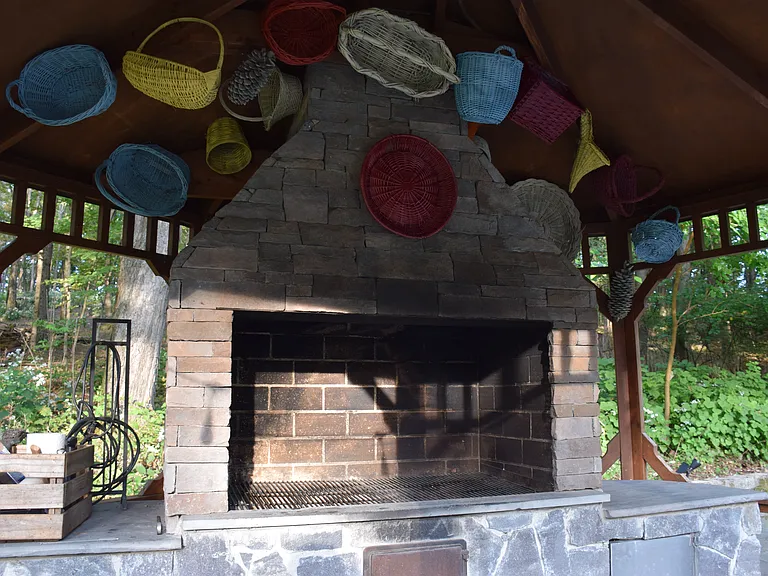 173 Spruce Ln — Photo 22