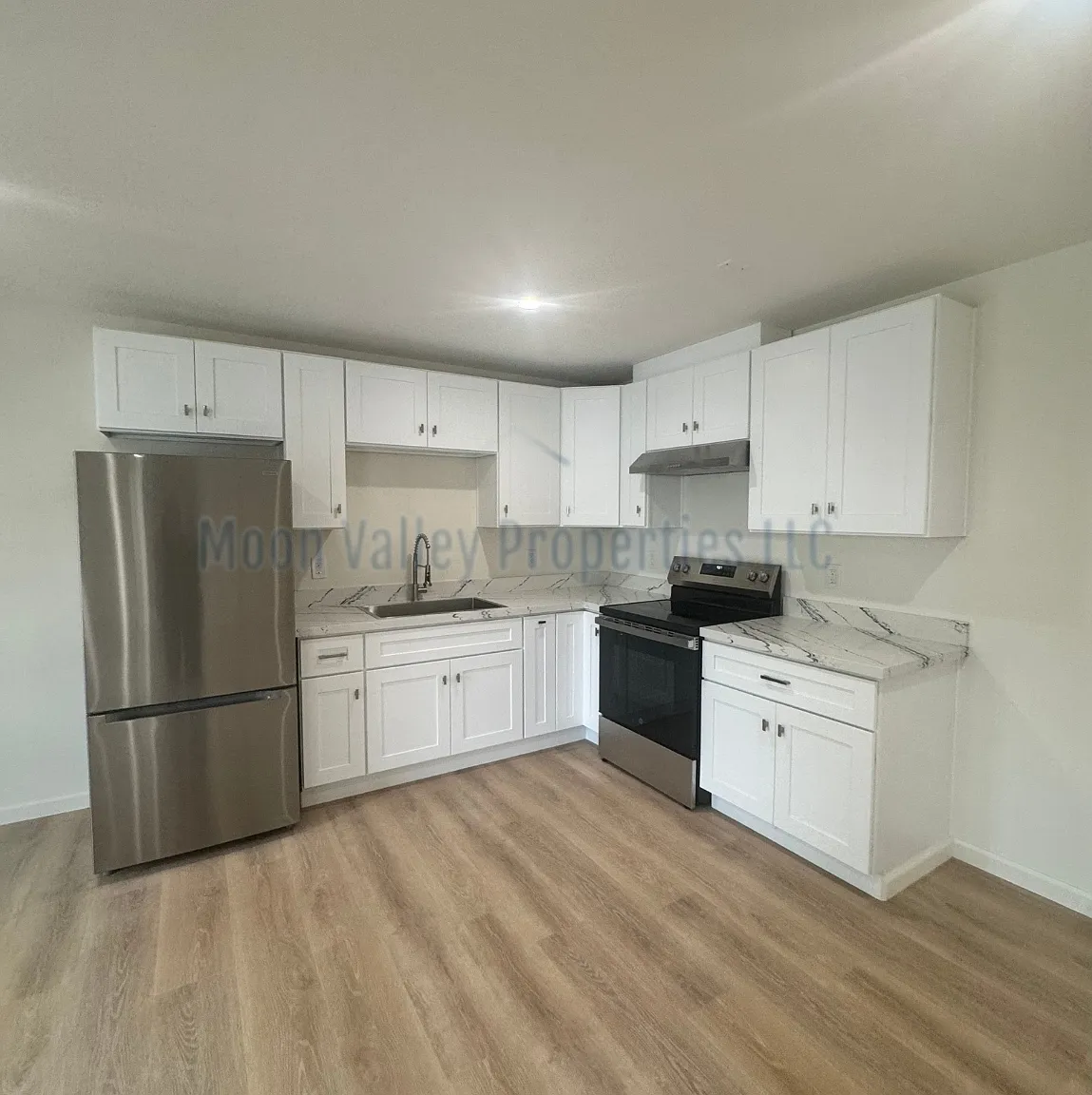 117 Caledonia Street - Apt C — Photo 4