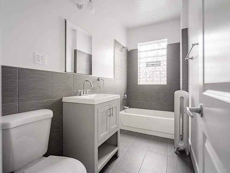 Updated Bathroom 5162-2B