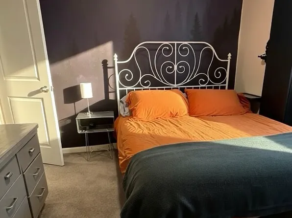 1220 Xanthia St, Denver, CO 80220