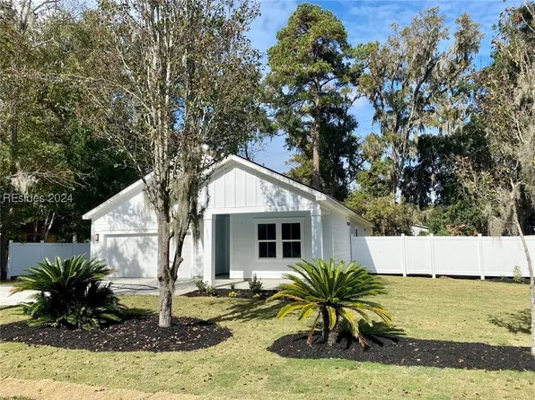 121 Bonaire Cir S, Beaufort, SC 29906