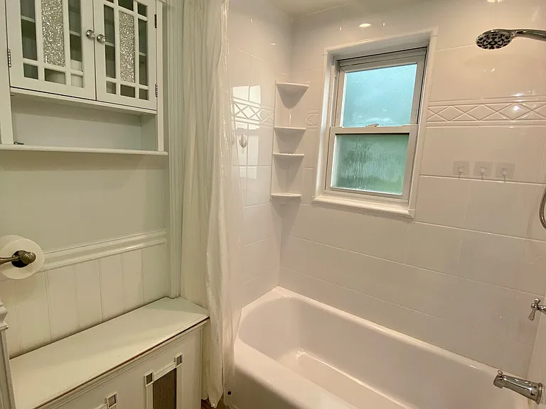 1078 E Main St #2 — Photo 8