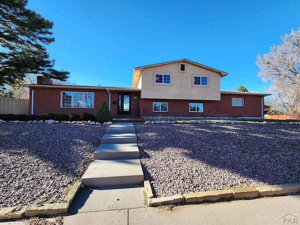 1st image of 135 La Rochelle Dr
