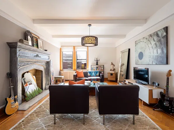 50 Glenwood Ave APT 705, Jersey City, NJ 07306