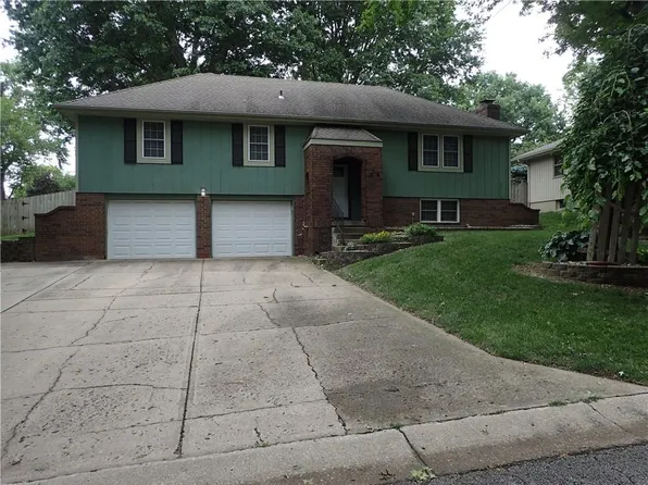 1608 SW 20th St, Blue Springs, MO 64015