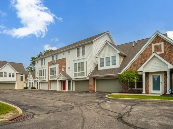 1479 Huntington Ln, Cleveland, OH 44118
