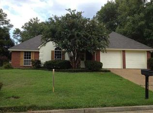 116 Sunnycrest Dr, Ridgeland, MS 39157