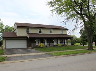 1029 Notre Dame Dr, Matteson, IL 60443