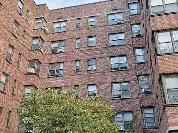 10923 71st Rd APT 4D, Flushing, NY 11375