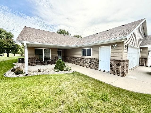 1st image of 308 Aspenwood Dr