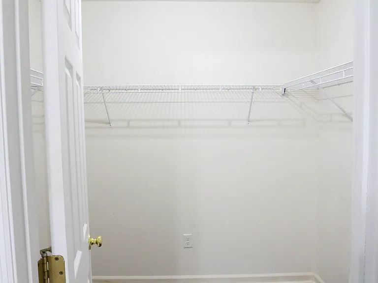840 Overview Dr — Photo 18