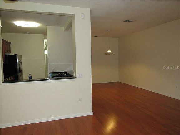 4th image of 8012 New Ross Ct