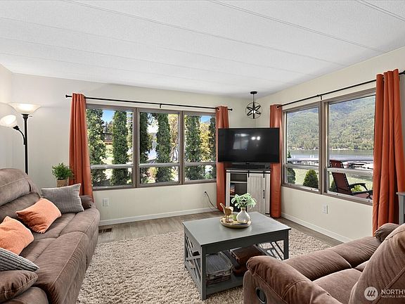 5th image of 316 W Lake Samish Drive #45