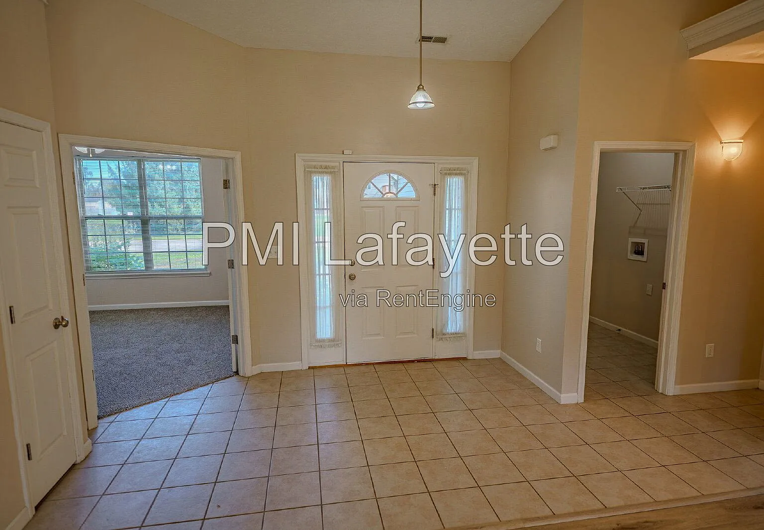 4 bed, 2.0 bath, 1632 sqft, $2,200 — Photo 4