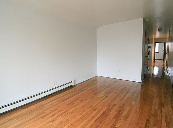 2nd image of 3095 47th St #2