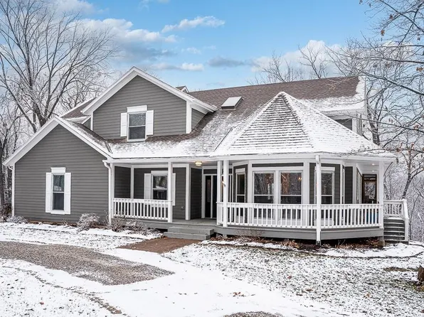 27656 W 89th St, Lenexa, KS 66227