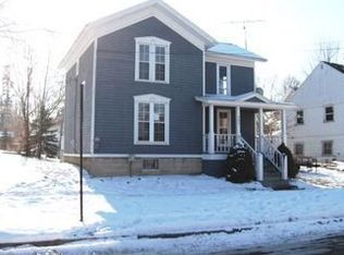 305 W Walker St, Saint Johns, MI