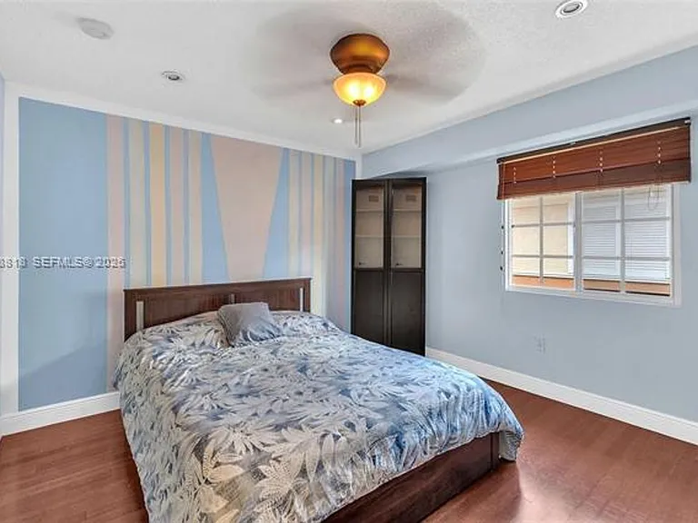 2845 NE 185th St #Townhouse 903 — Photo 16