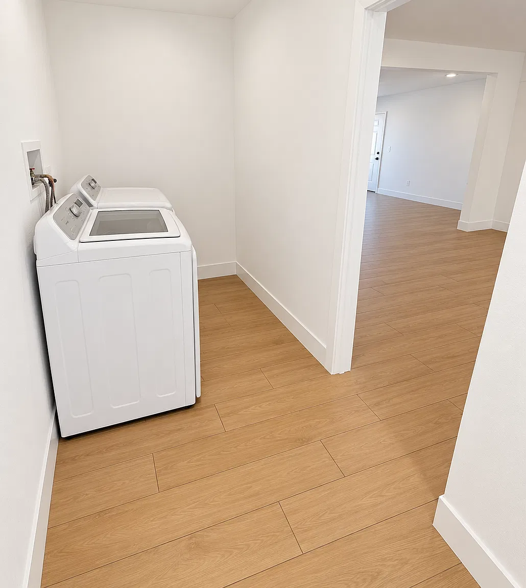 3 bed, 1114 sqft, $2,300 — Photo 4