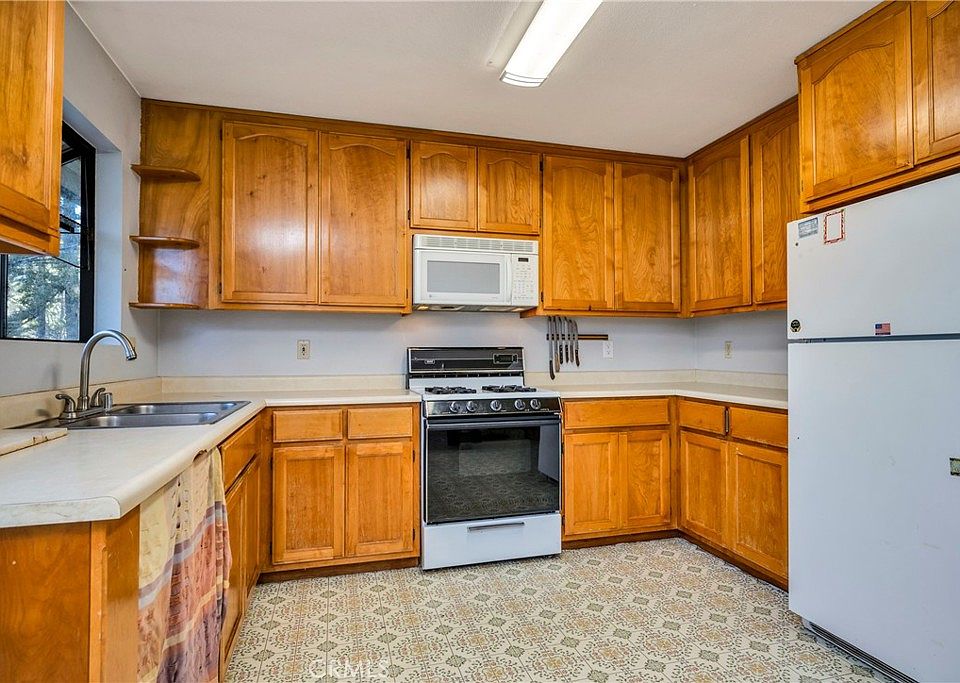 1st image of 9431 Kelsey Creek Dr W