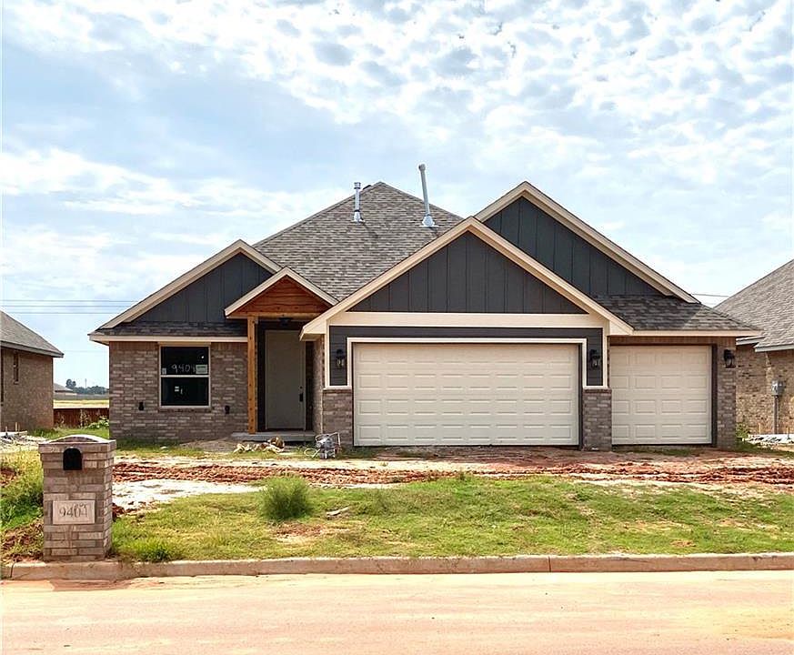 1st image of 9404 SW 44th Ter